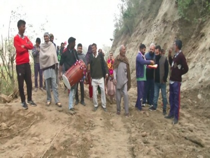J-K: Residents celebrate as Samba village gets road connectivity for the first time since independence | J-K: Residents celebrate as Samba village gets road connectivity for the first time since independence