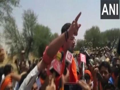Rajasthan: BJP MP Tejasvi Surya stopped from entering violence-hit Karauli | Rajasthan: BJP MP Tejasvi Surya stopped from entering violence-hit Karauli