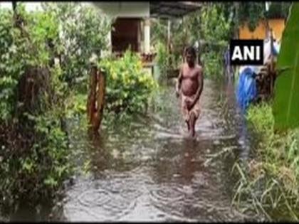 Kerala: Flood-like situation continues to prevail in low-lying areas of Kuttanad taluk | Kerala: Flood-like situation continues to prevail in low-lying areas of Kuttanad taluk Kerala: Flood-like situation continues to prevail in low-lying areas of Kuttanad taluk | Kerala: Flood-like situation continues to prevail in low-lying areas of Kuttanad taluk
