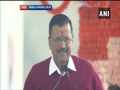 Kejriwal seeks PM Modi's blessings to take Delhi forward | Kejriwal seeks PM Modi's blessings to take Delhi forward