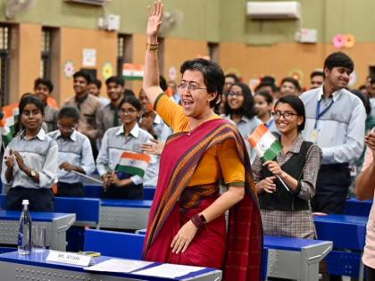 Atishi witnesses historic moon landing with Delhi govt school students | Atishi witnesses historic moon landing with Delhi govt school students Atishi witnesses historic moon landing with Delhi govt school students | Atishi witnesses historic moon landing with Delhi govt school students