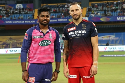 IPL 2022: Royal Challengers Bangalore win toss, elect to bowl first against Rajasthan Royals | IPL 2022: Royal Challengers Bangalore win toss, elect to bowl first against Rajasthan Royals
