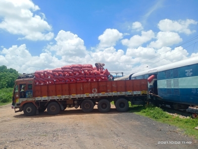 Kisan Rail transports 361 tonnes of Telangana onions to Bengal | Kisan Rail transports 361 tonnes of Telangana onions to Bengal