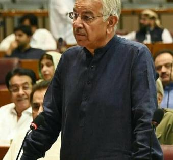 Pak Def Minister suggests operating markets in the day amid acute power crisis | Pak Def Minister suggests operating markets in the day amid acute power crisis Pak Def Minister suggests operating markets in the day amid acute power crisis | Pak Def Minister suggests operating markets in the day amid acute power crisis
