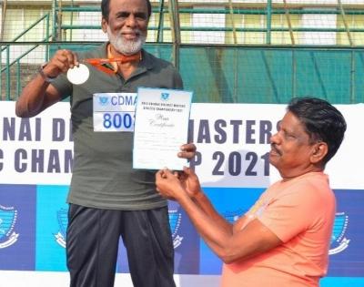 Vishal's dad G.K. Reddy wins medals in athletics, actor calls him an inspiration | Vishal's dad G.K. Reddy wins medals in athletics, actor calls him an inspiration