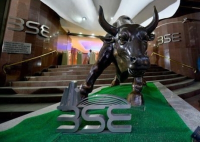 Sensex crosses 52,000 for the first time | Sensex crosses 52,000 for the first time