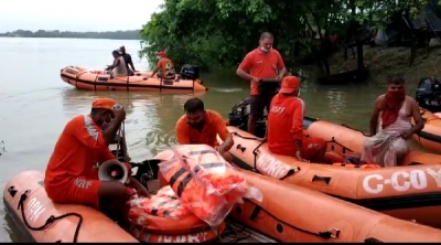 Karnataka: 4 brothers washed away due to heavy current in Krishna river | Karnataka: 4 brothers washed away due to heavy current in Krishna river Karnataka: 4 brothers washed away due to heavy current in Krishna river | Karnataka: 4 brothers washed away due to heavy current in Krishna river