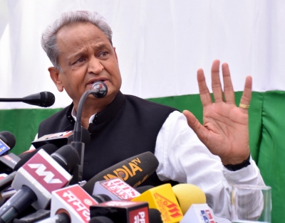 Cong flays BJP for 'conspiring' to topple Gehlot govt | Cong flays BJP for 'conspiring' to topple Gehlot govt