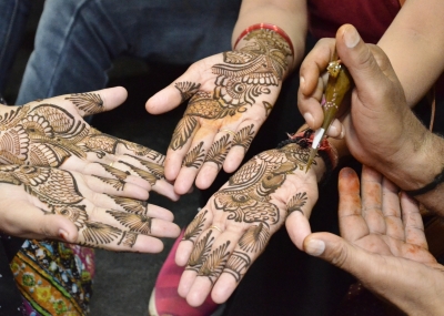 Chemical mehendi causes rashes, should be avoided | Chemical mehendi causes rashes, should be avoided