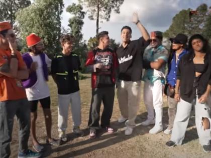 'Roadies': Prince Gang member Prem smashes eggs on everyone's heads | 'Roadies': Prince Gang member Prem smashes eggs on everyone's heads 'Roadies': Prince Gang member Prem smashes eggs on everyone's heads | 'Roadies': Prince Gang member Prem smashes eggs on everyone's heads