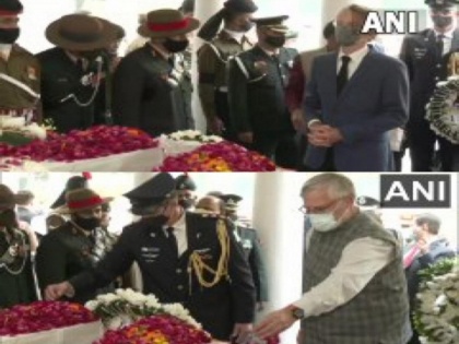 Envoys, military attaches of several countries pay tribute to CDS Rawat, wife | Envoys, military attaches of several countries pay tribute to CDS Rawat, wife