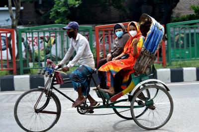 Bangladesh's women face growing vulnerability in economy: Report | Bangladesh's women face growing vulnerability in economy: Report