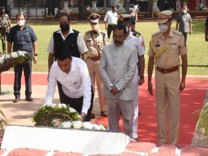 Goa CM Pramod Sawant pays tribute to martyrs of freedom struggle in Panaji | Goa CM Pramod Sawant pays tribute to martyrs of freedom struggle in Panaji