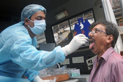Delhi reports 2,162 fresh Covid cases, 5 deaths | Delhi reports 2,162 fresh Covid cases, 5 deaths Delhi reports 2,162 fresh Covid cases, 5 deaths | Delhi reports 2,162 fresh Covid cases, 5 deaths