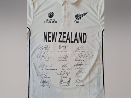 Southee puts WTC final shirt on auction to help fund 8-year-old girl's cancer treatment | Southee puts WTC final shirt on auction to help fund 8-year-old girl's cancer treatment