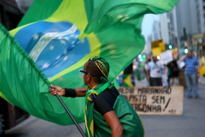 COVID-19 deaths up in Brazil as citizens defy restrictions | COVID-19 deaths up in Brazil as citizens defy restrictions