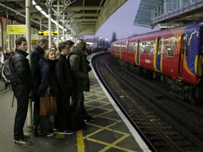 UK transport union accepts pay offer to end rail strikes | UK transport union accepts pay offer to end rail strikes UK transport union accepts pay offer to end rail strikes | UK transport union accepts pay offer to end rail strikes