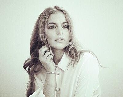 Lindsay Lohan takes a stroll with husband, newborn amid shooting | Lindsay Lohan takes a stroll with husband, newborn amid shooting