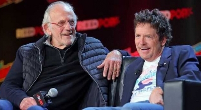 'Back to the Future' fans tear up at Michael J. Fox and Christopher Lloyd's reunion | 'Back to the Future' fans tear up at Michael J. Fox and Christopher Lloyd's reunion
