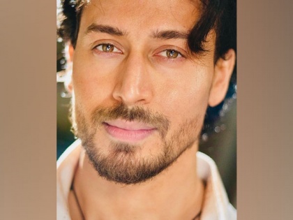 Tiger Shroff 'honoured' to be a part of 'Vande Mataram' song | Tiger Shroff 'honoured' to be a part of 'Vande Mataram' song