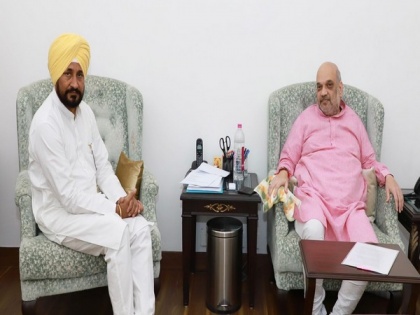 Punjab CM raises Lakhimpur Kheri violence with Amit Shah, slams 'arrest' of Congress leaders on way to affected areas | Punjab CM raises Lakhimpur Kheri violence with Amit Shah, slams 'arrest' of Congress leaders on way to affected areas