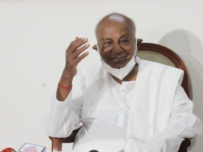 Deve Gowda praises PM Modi on poll outcome, but says no to alliance | Deve Gowda praises PM Modi on poll outcome, but says no to alliance