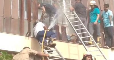 Lucknow hotel fire: Two dead, may feared trapped | Lucknow hotel fire: Two dead, may feared trapped