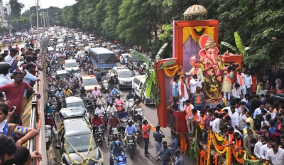 Ganesh Chaturthi begins amid gaiety in Telugu states | Ganesh Chaturthi begins amid gaiety in Telugu states