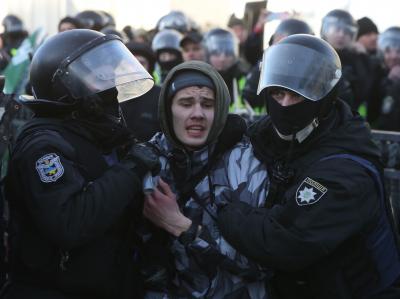 Buses carrying China evacuees attacked in Ukraine | Buses carrying China evacuees attacked in Ukraine Buses carrying China evacuees attacked in Ukraine | Buses carrying China evacuees attacked in Ukraine