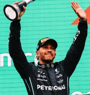 Hamilton considers extending F1 career beyond end of next season | Hamilton considers extending F1 career beyond end of next season