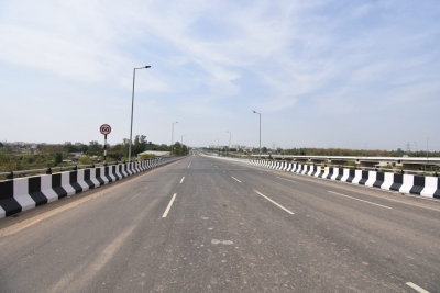 Centre comes up with new model for small investors to invest in road infra projects | Centre comes up with new model for small investors to invest in road infra projects