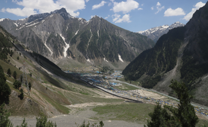 No helicopter service for Amarnath Yatra pilgrims: Shrine Board | No helicopter service for Amarnath Yatra pilgrims: Shrine Board