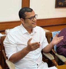 Goa heading towards worst form of economic crisis, says LoP Yuri Alemao | Goa heading towards worst form of economic crisis, says LoP Yuri Alemao Goa heading towards worst form of economic crisis, says LoP Yuri Alemao | Goa heading towards worst form of economic crisis, says LoP Yuri Alemao