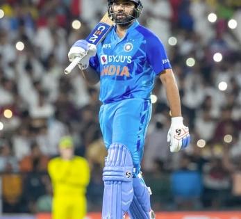 2nd T20I: Aggressive Rohit blasts 46 off 20 as India beat Australia to level series 1-1 | 2nd T20I: Aggressive Rohit blasts 46 off 20 as India beat Australia to level series 1-1