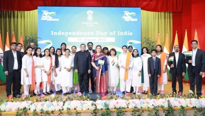 In the Gulf, workers and diplomats join hands to celebrate India's Independence Day | In the Gulf, workers and diplomats join hands to celebrate India's Independence Day
