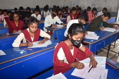 Gurugram: Govt school students get winter items under project 'Paathshala' | Gurugram: Govt school students get winter items under project 'Paathshala' Gurugram: Govt school students get winter items under project 'Paathshala' | Gurugram: Govt school students get winter items under project 'Paathshala'