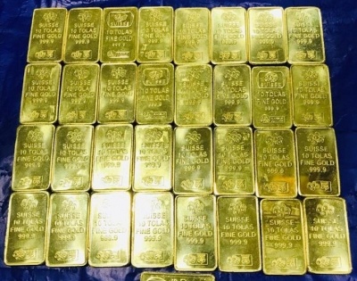 2.1 kg gold seized from Dubai-Goa passenger: DRI | 2.1 kg gold seized from Dubai-Goa passenger: DRI