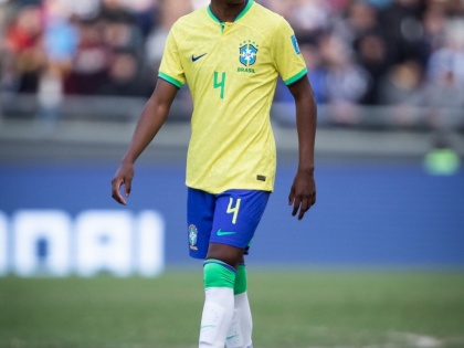 Teenager Robert Renan earns Brazil call-up for friendlies | Teenager Robert Renan earns Brazil call-up for friendlies