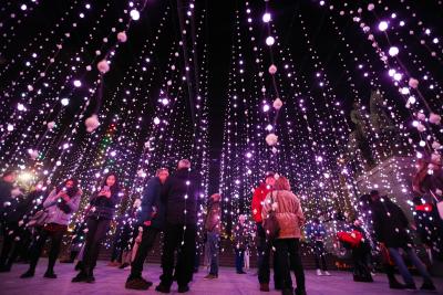 Europe celebrates Christmas amid lingering security concerns | Europe celebrates Christmas amid lingering security concerns Europe celebrates Christmas amid lingering security concerns | Europe celebrates Christmas amid lingering security concerns