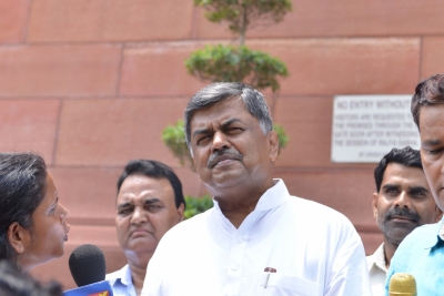 Complaint filed against Cong MLC Hariprasad for calling K'taka Home Min 'drug addict' | Complaint filed against Cong MLC Hariprasad for calling K'taka Home Min 'drug addict'