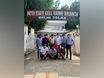 Four booked by Delhi Police Crime Branch in extortion case | Four booked by Delhi Police Crime Branch in extortion case
