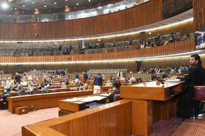 No-confidence vote against Imran deemed unconstitutional, oppn furious as session wraps up | No-confidence vote against Imran deemed unconstitutional, oppn furious as session wraps up