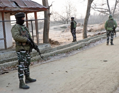3 LeT terrorists killed in Kashmir joint operation | 3 LeT terrorists killed in Kashmir joint operation 3 LeT terrorists killed in Kashmir joint operation | 3 LeT terrorists killed in Kashmir joint operation