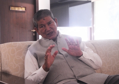 BJP rebels in touch with us, but Cong not in a hurry: Harish Rawat | BJP rebels in touch with us, but Cong not in a hurry: Harish Rawat