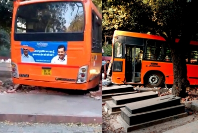 DTC bus crashes into cemetery in Delhi's Khan Market | DTC bus crashes into cemetery in Delhi's Khan Market