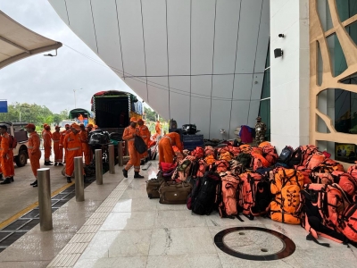 Cyclone Sitrang: Rain in several NE states dampens Diwali cheers | Cyclone Sitrang: Rain in several NE states dampens Diwali cheers Cyclone Sitrang: Rain in several NE states dampens Diwali cheers | Cyclone Sitrang: Rain in several NE states dampens Diwali cheers