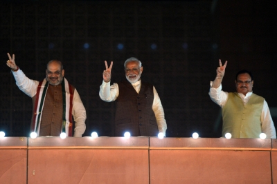 BJP ratifies Khattar, Fadnavis as CM candidates | BJP ratifies Khattar, Fadnavis as CM candidates BJP ratifies Khattar, Fadnavis as CM candidates | BJP ratifies Khattar, Fadnavis as CM candidates