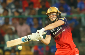 WPL 2025: Ellyse Perry's unbeaten 90 guides RCB to 180 against UP Warriorz | WPL 2025: Ellyse Perry's unbeaten 90 guides RCB to 180 against UP Warriorz