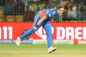 WPL 2025: Nat Sciver-Brunt’s all-round heroics take MI to the top of points table | WPL 2025: Nat Sciver-Brunt’s all-round heroics take MI to the top of points table