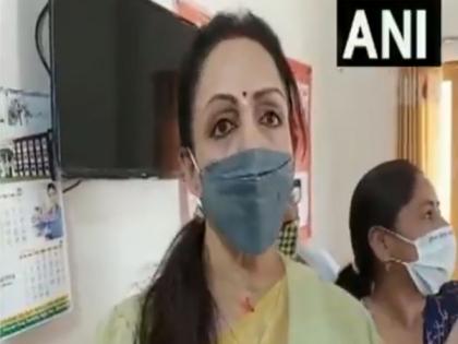 Hema Malini urges people to get vaccinated, says with everyone inoculated there possibility of 3rd wave limited | Hema Malini urges people to get vaccinated, says with everyone inoculated there possibility of 3rd wave limited
